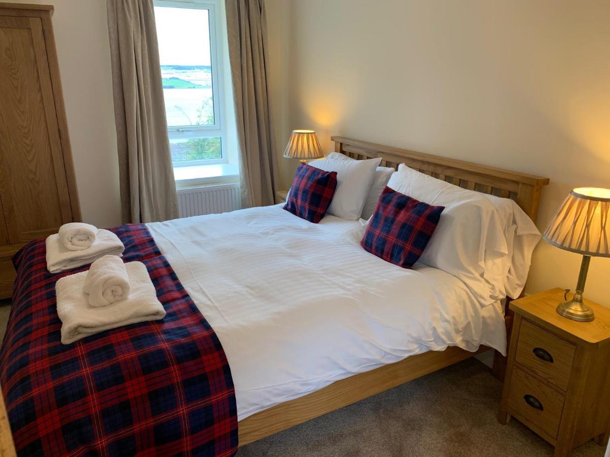 Highland Farm Cottages Dingwall Bagian luar foto
